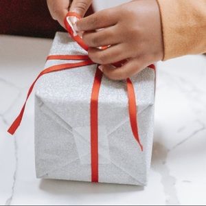 Mystery Box NEW Jewelry from Macys 9 pieces for 35$